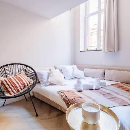 Lägenhet Cocon Renove A Deux Pas Du Capitole-4 Couchages *